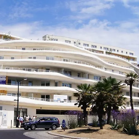 0zin1 : Les Terrasses De La Falaise, 6 Personnes Appartement